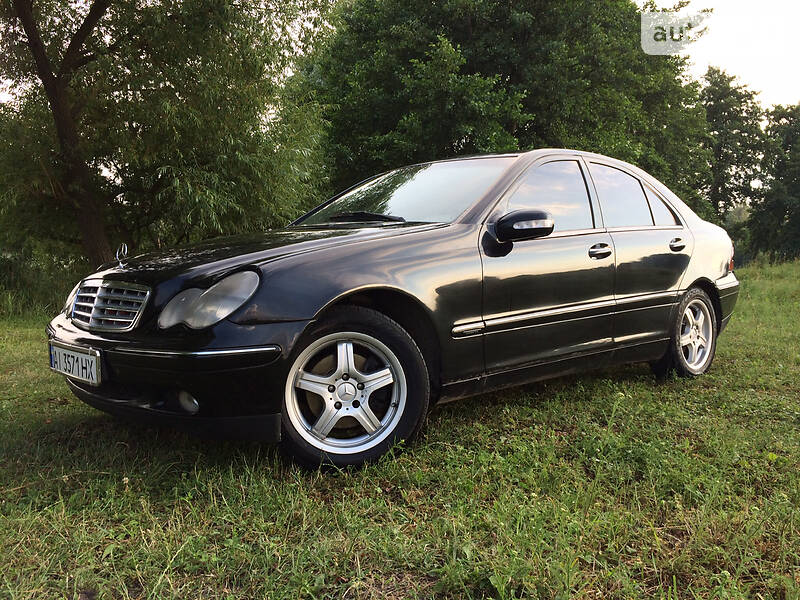 Головне фото звіту автомобіля MERCEDES-BENZ C 200 K 1998