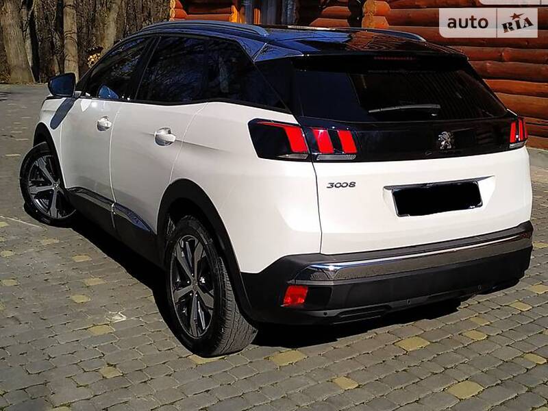 PEUGEOT 3008 2017