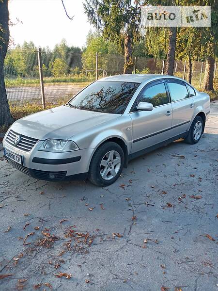VOLKSWAGEN PASSAT 2003
