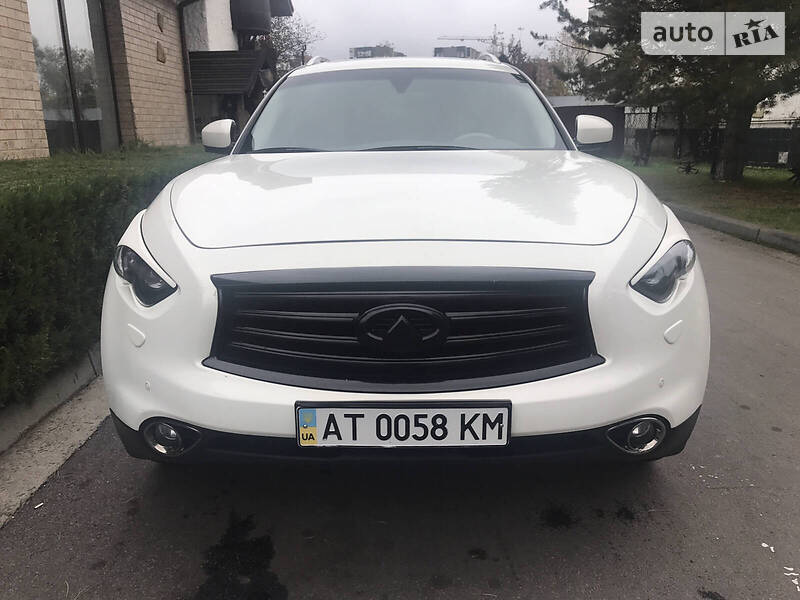INFINITI FX37 2012
