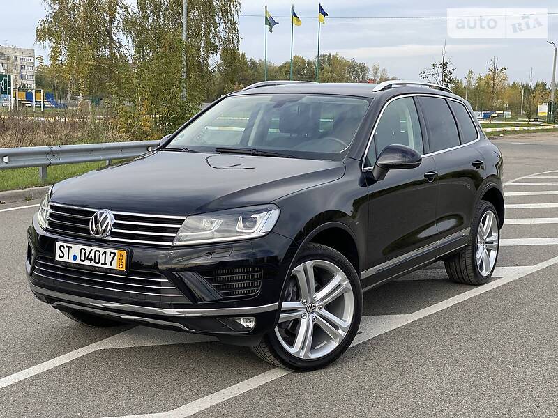 VOLKSWAGEN TOUAREG 2015