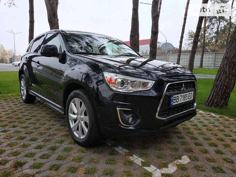 MITSUBISHI OUTLANDER SPORT 2015