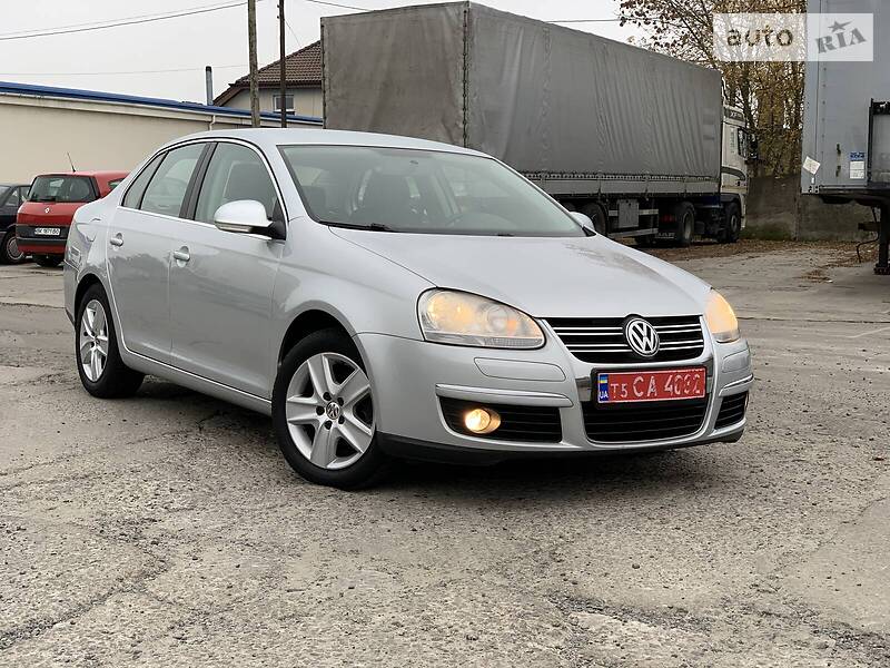 VOLKSWAGEN JETTA 2008