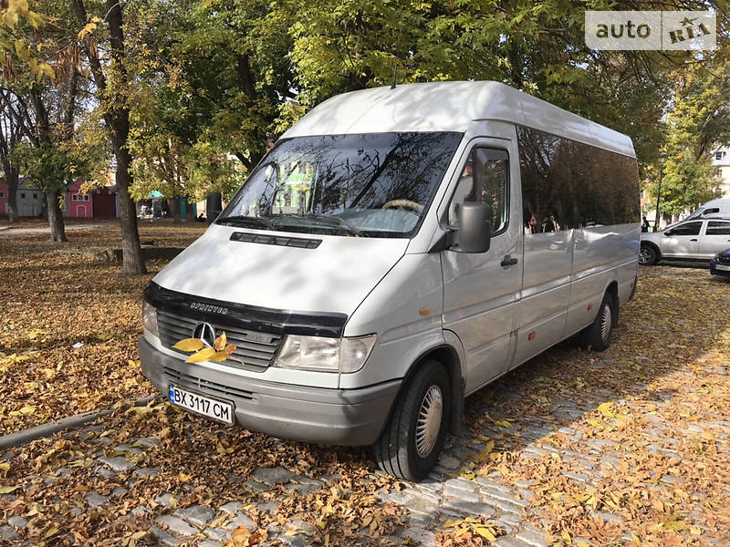 MERCEDES-BENZ 312 1995