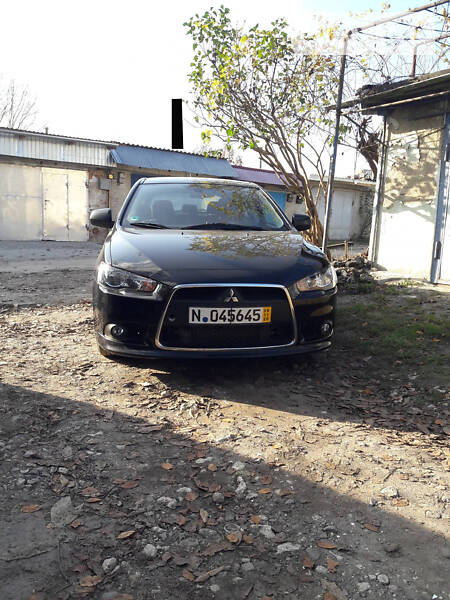 MITSUBISHI LANCER 2010