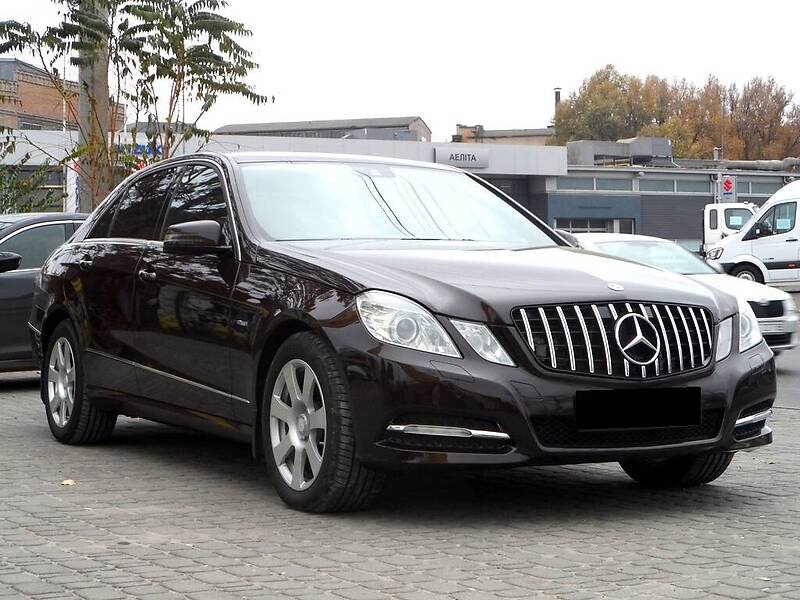 MERCEDES-BENZ E 350 2011