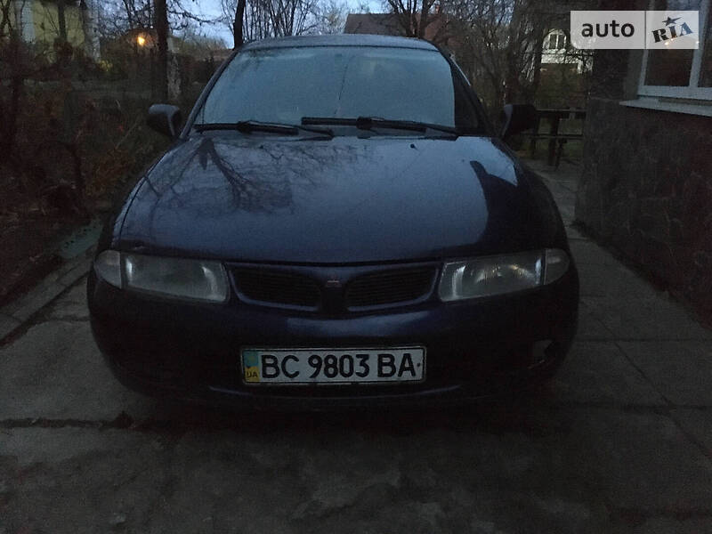 Головне фото звіту автомобіля MITSUBISHI CARISMA 1998