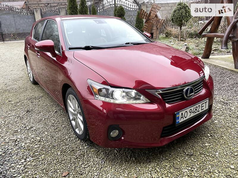 LEXUS CT 200H 2013