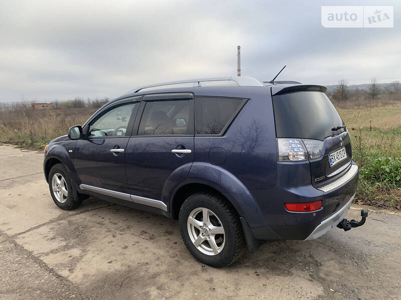 MITSUBISHI OUTLANDER 2007