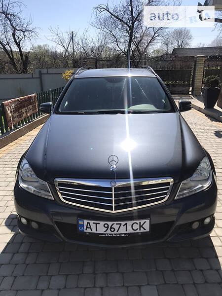 MERCEDES-BENZ C 180 2013