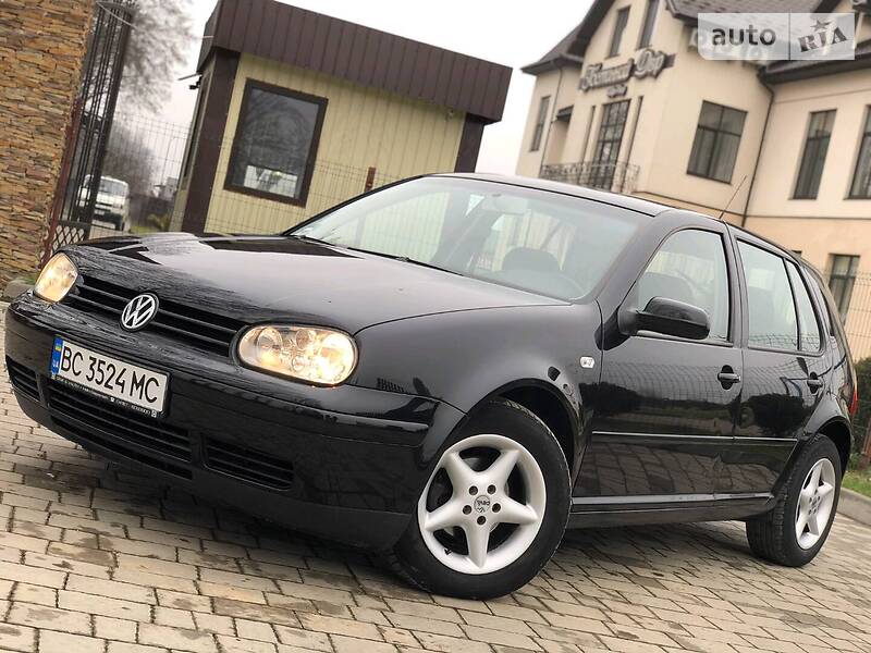 VOLKSWAGEN GOLF 2003