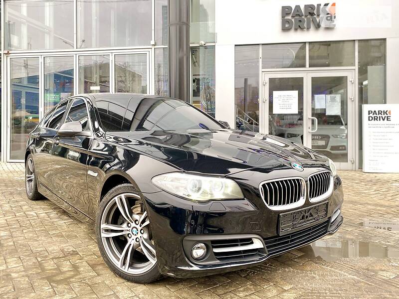 BMW 5 Series 2016