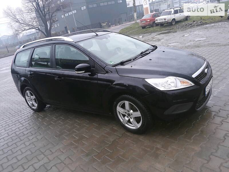 Головне фото звіту автомобіля FORD FOCUS 2009