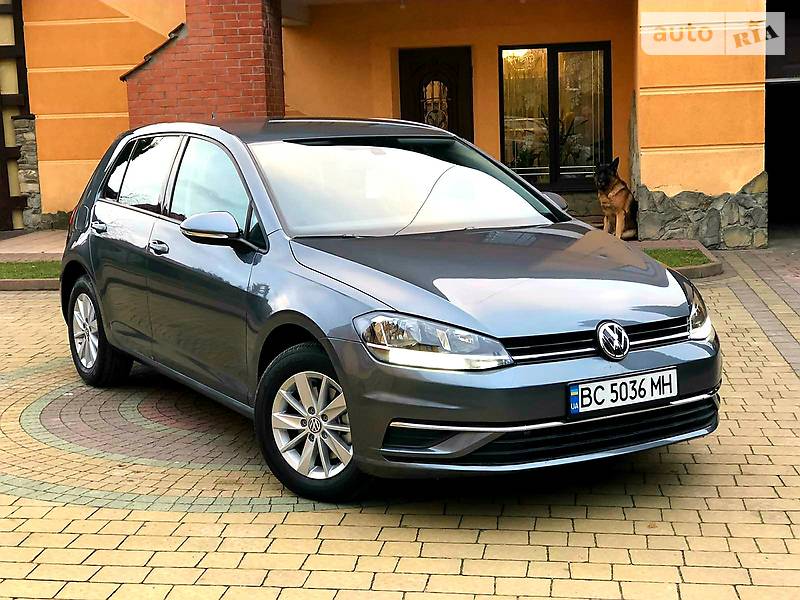 VOLKSWAGEN GOLF 2020