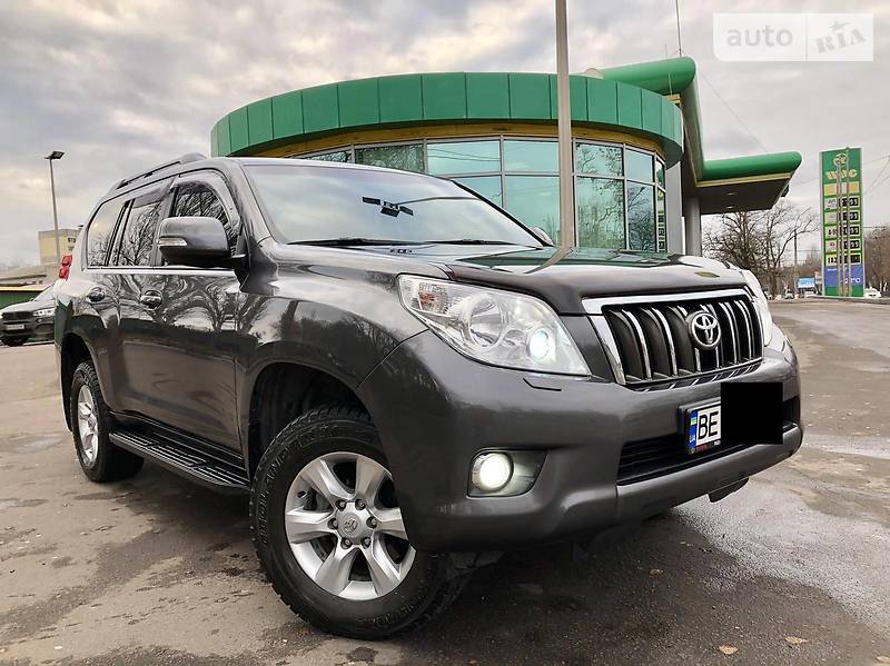 TOYOTA LAND CRUISER 2013