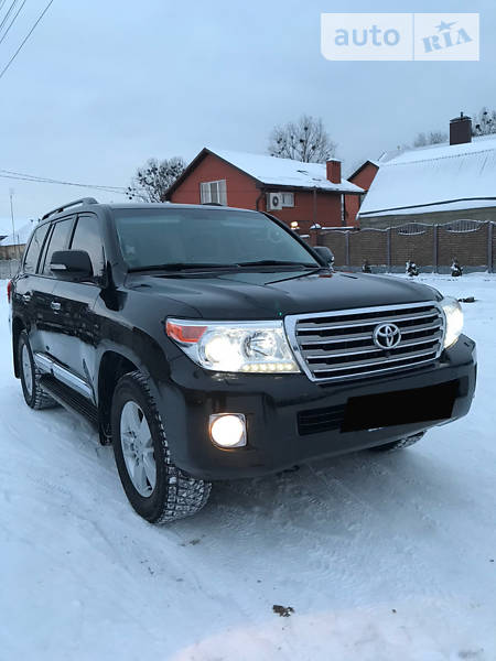 TOYOTA LAND CRUISER 200 2014
