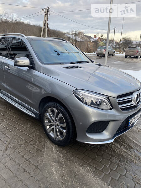 MERCEDES-BENZ GLE 350D 2016