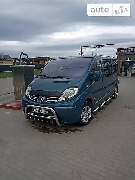 RENAULT TRAFIC 2008