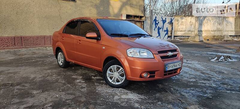 Головне фото звіту автомобіля CHEVROLET AVEO 2008