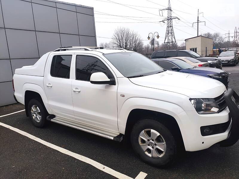 VOLKSWAGEN AMAROK 2015