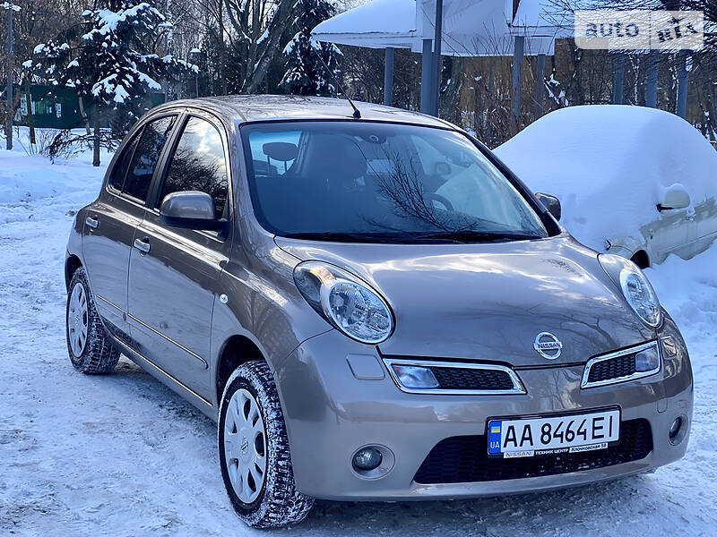 Nissan Micra PureDrive 2010