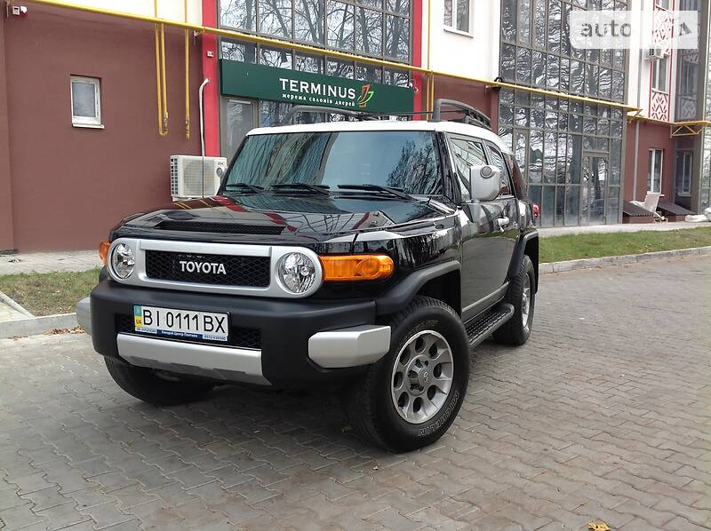 VOLKSWAGEN BEETLE 2014