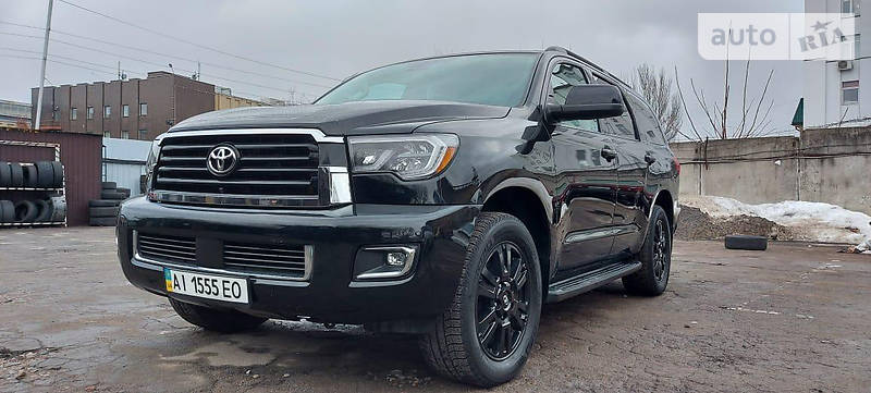 TOYOTA SEQUOIA 2018