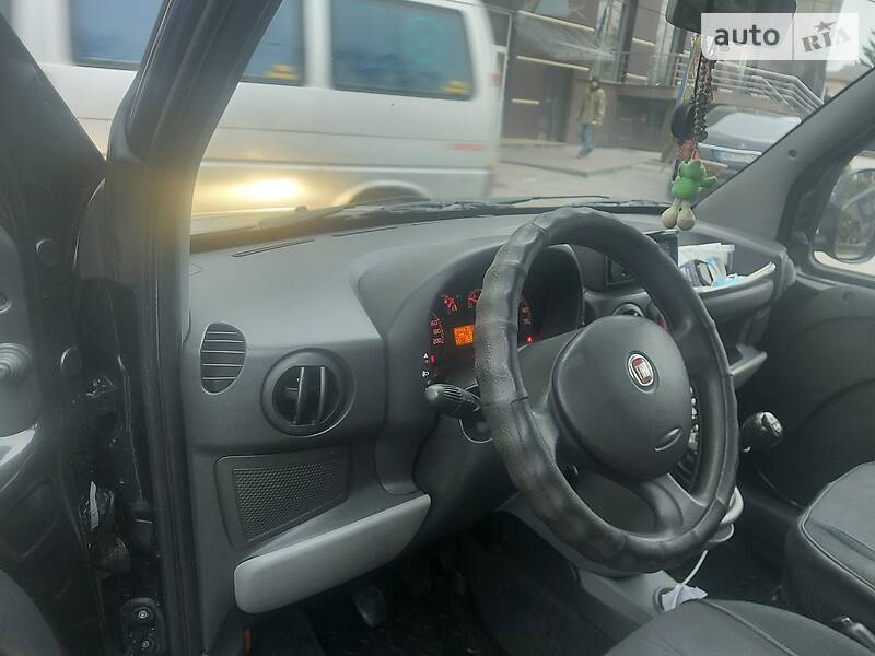 FIAT DOBLO 2009