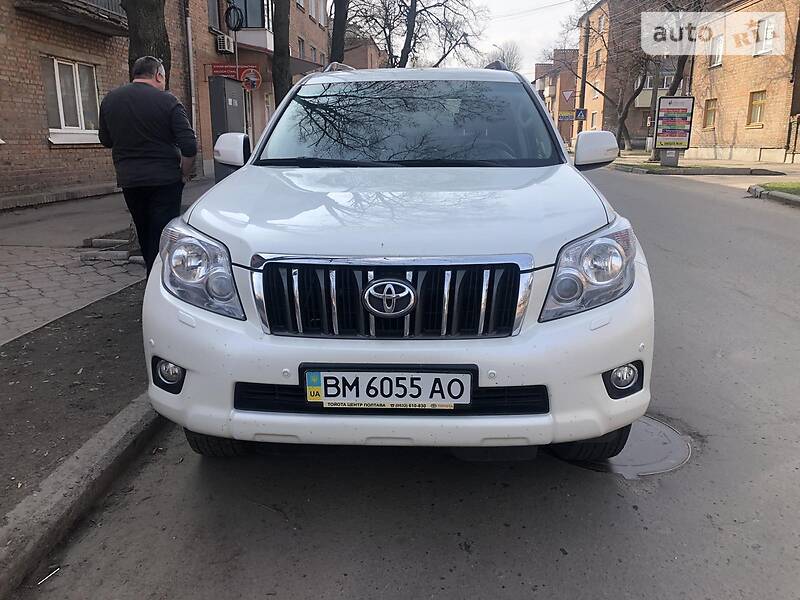 TOYOTA LAND CRUISER 2010