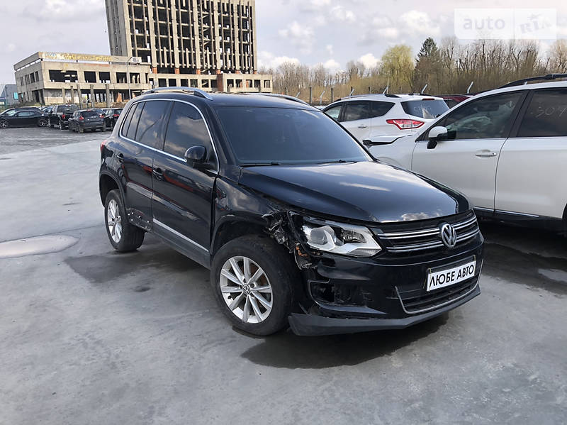 VOLKSWAGEN TIGUAN 2014