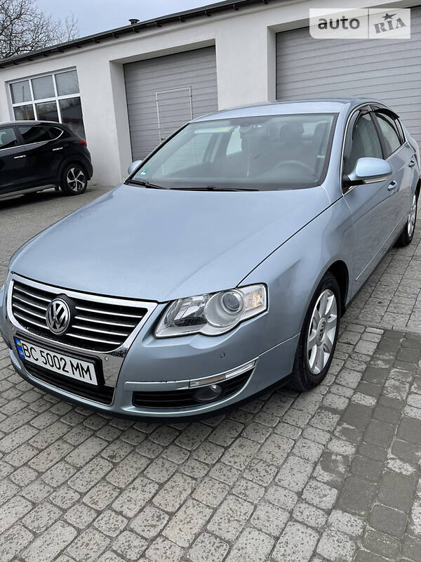 VOLKSWAGEN PASSAT 2005