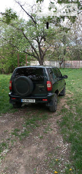 Головне фото звіту автомобіля CHEVROLET NIVA 2008