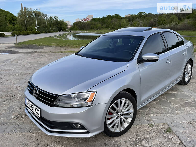 VOLKSWAGEN JETTA 2015