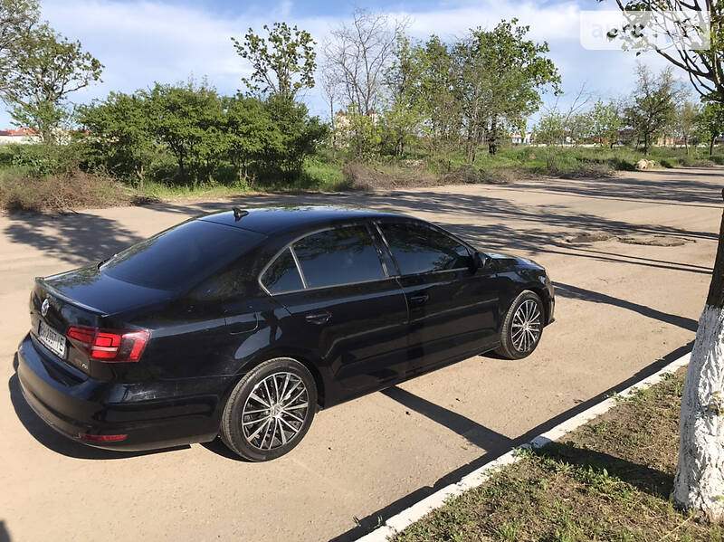 VOLKSWAGEN JETTA 2016