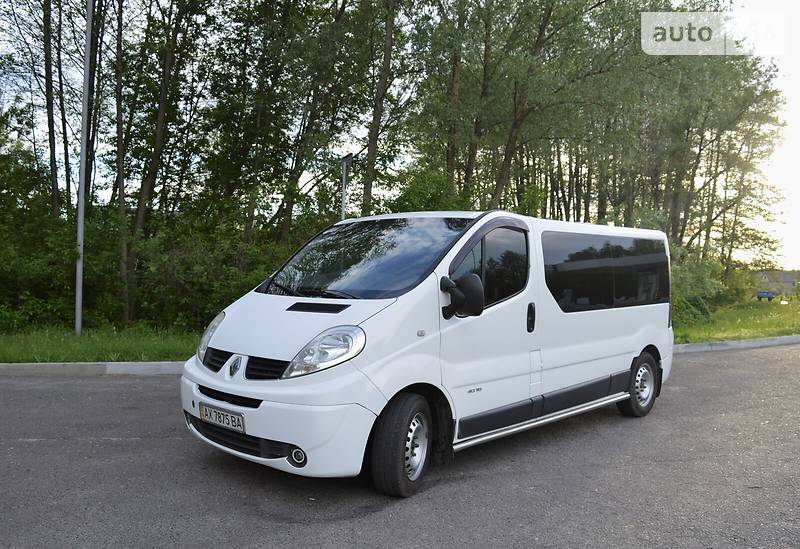 RENAULT TRAFIC 2011
