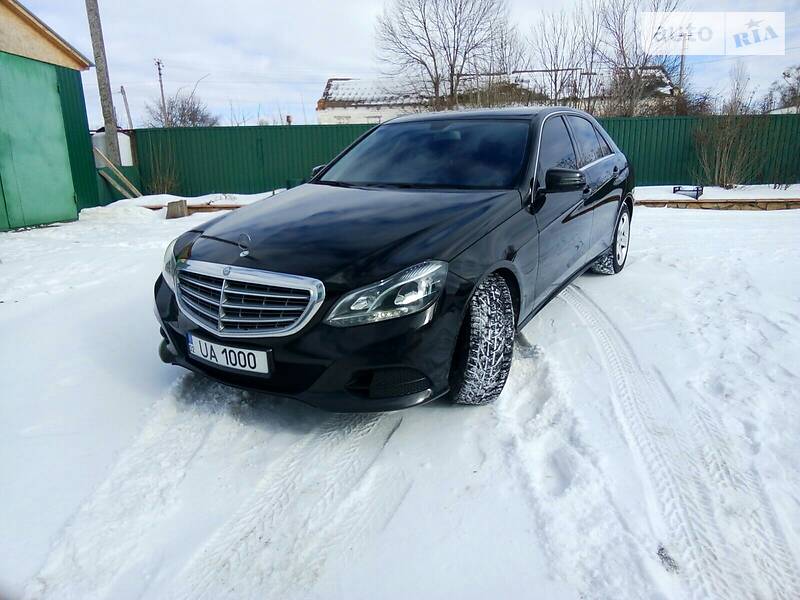 MERCEDES-BENZ E 200 2015