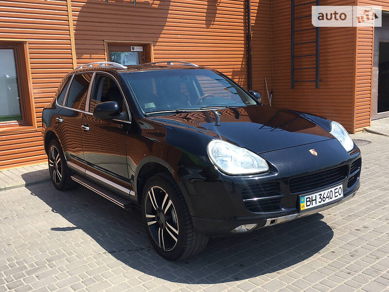 PORSCHE CAYENNE 2004