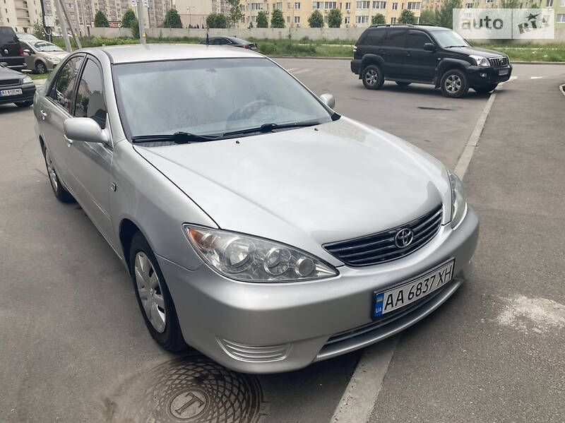 TOYOTA CAMRY 2005