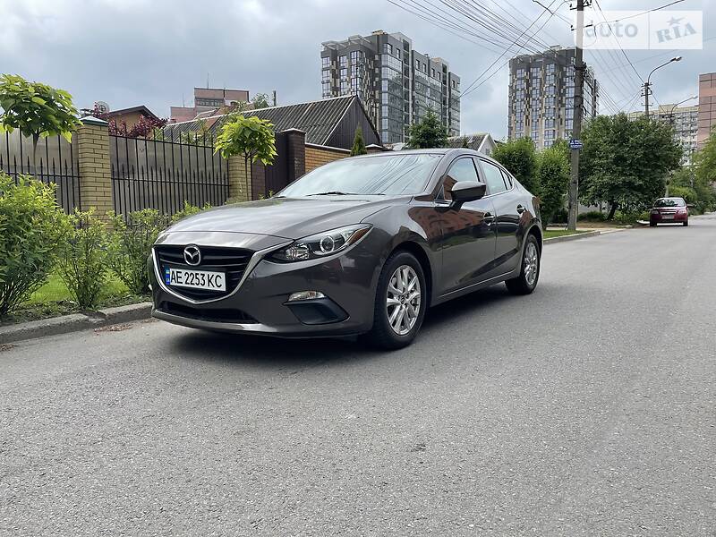 Mazda 3 2016