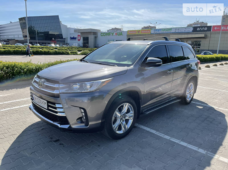 TOYOTA HIGHLANDER 2018