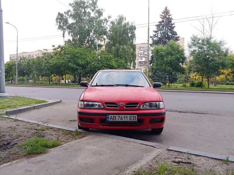 NISSAN PRIMERA 1998