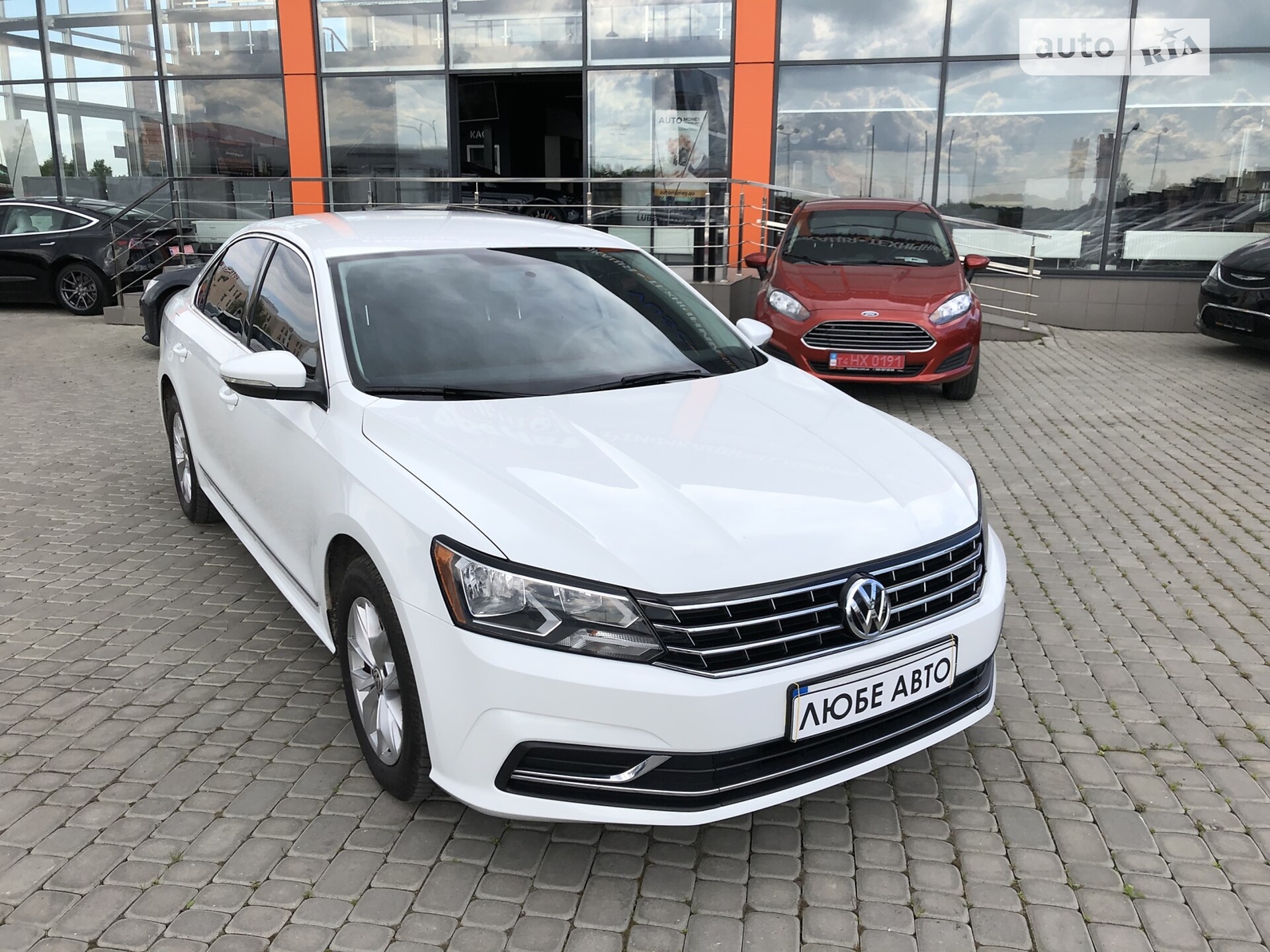 VOLKSWAGEN PASSAT 2016