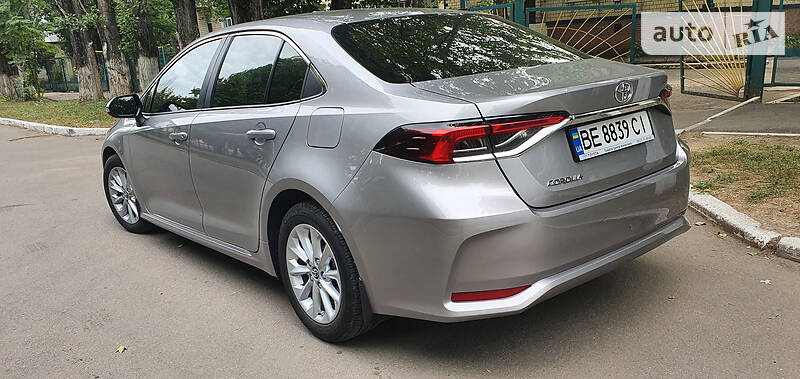 TOYOTA COROLLA 2019