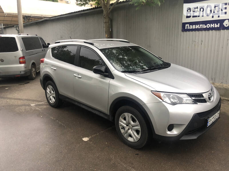 TOYOTA RAV4 2015