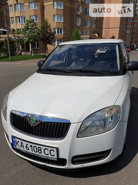 SKODA FABIA 2008