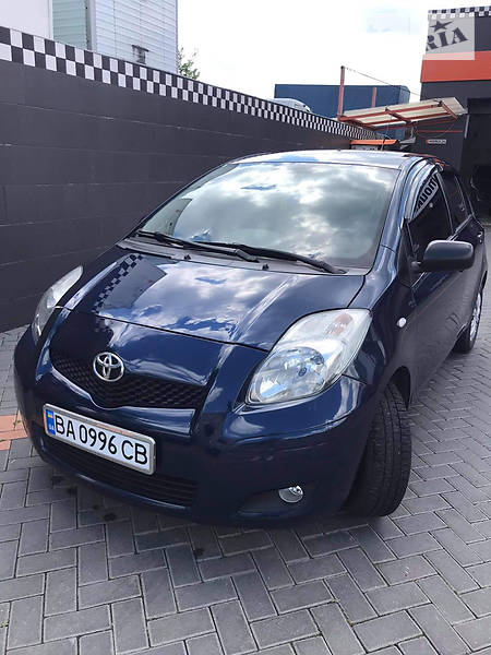 Toyota Yaris 2011
