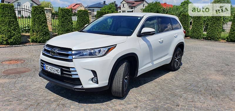 TOYOTA HIGHLANDER 2018