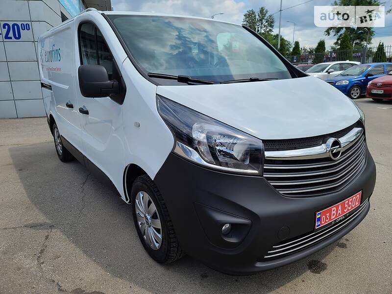 Головне фото звіту автомобіля OPEL VIVARO 2016