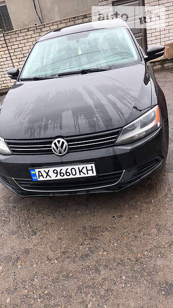 VOLKSWAGEN JETTA 2013