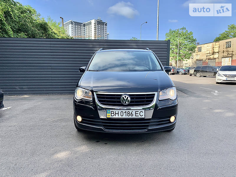 VOLKSWAGEN TOURAN 2008